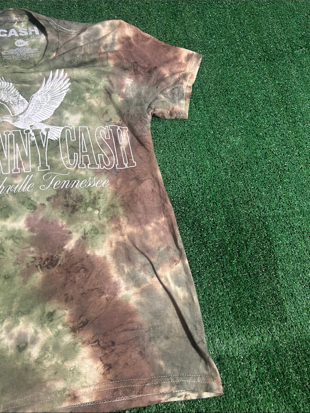 Johnny Cash Tie-Dye Graphic Tee in Green and Brown - Picture 4 of 9